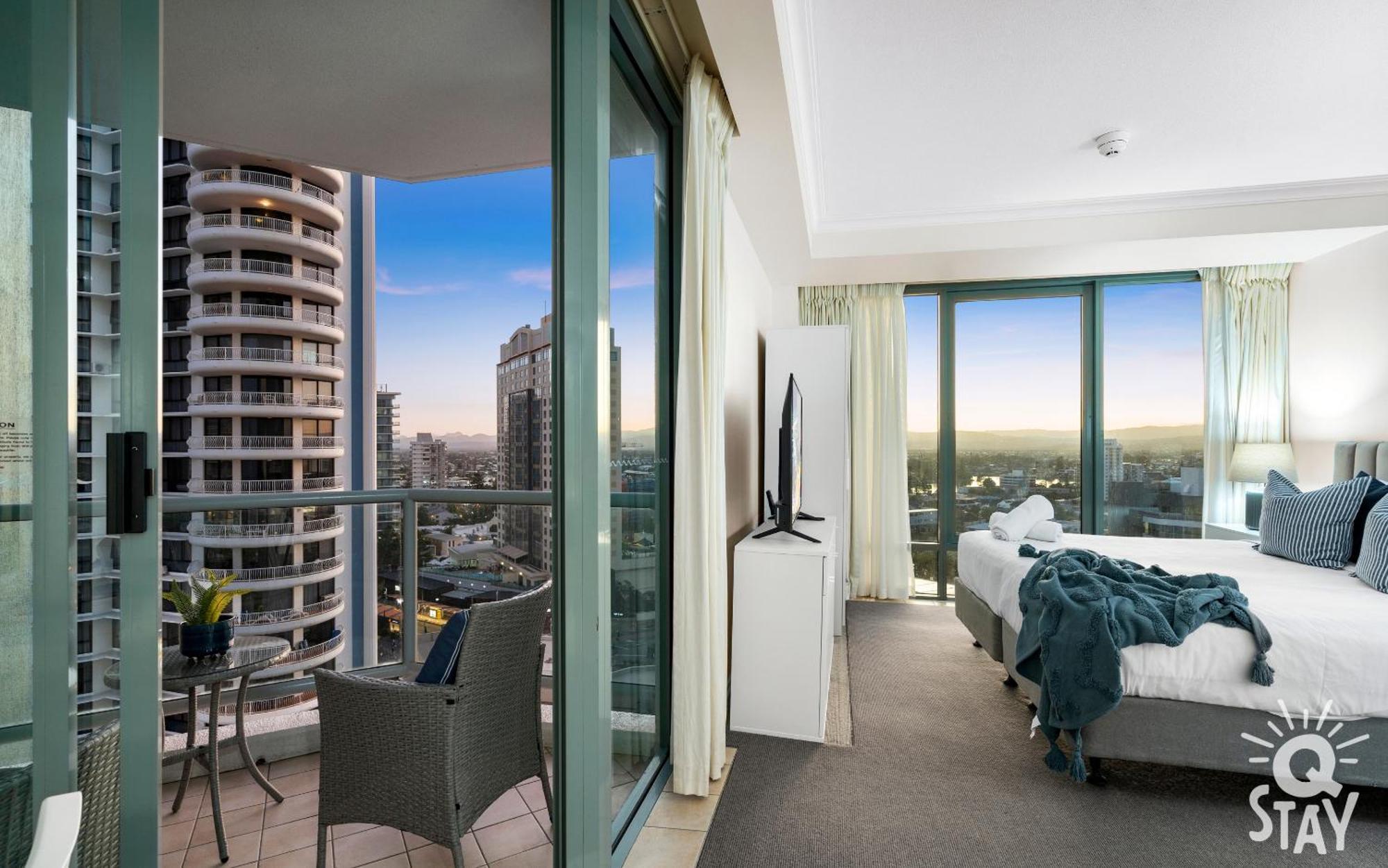 Legends Surfers Paradise Mid Week Madness Deal - Q Stay Gold Coast Buitenkant foto