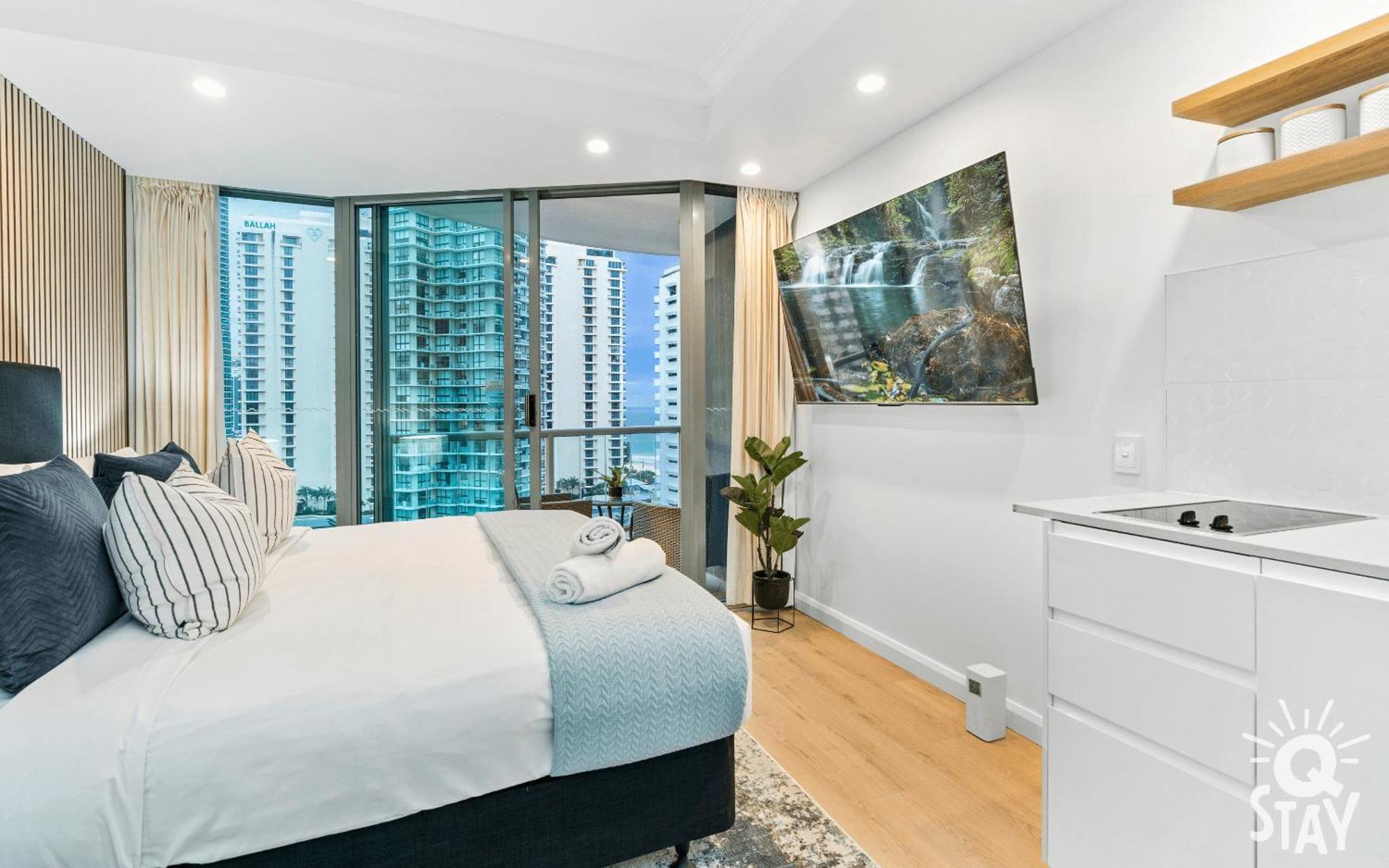 Legends Surfers Paradise Mid Week Madness Deal - Q Stay Gold Coast Buitenkant foto