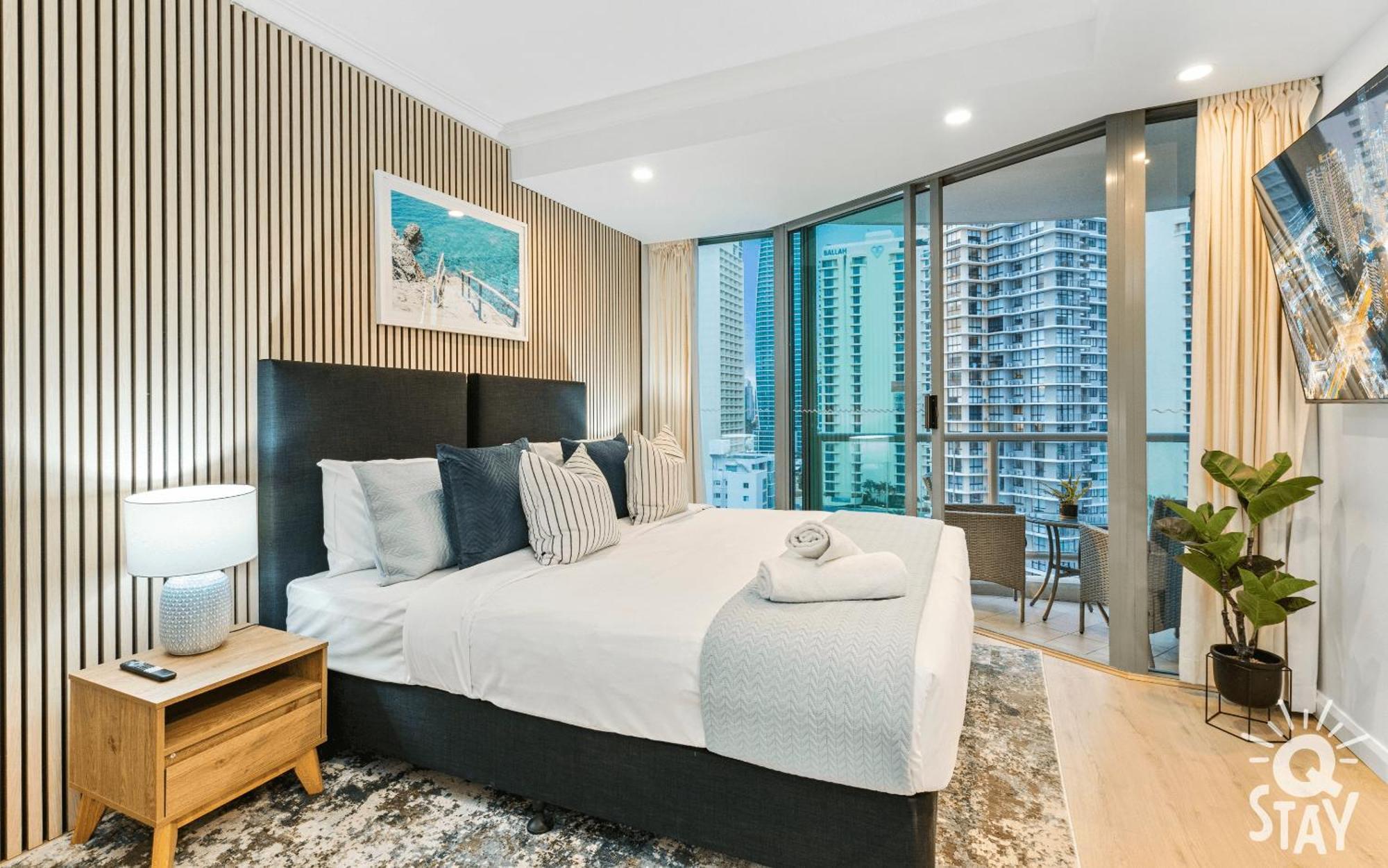 Legends Surfers Paradise Mid Week Madness Deal - Q Stay Gold Coast Buitenkant foto